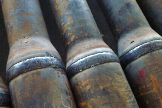 石油鉆桿接頭耐磨藥芯焊絲